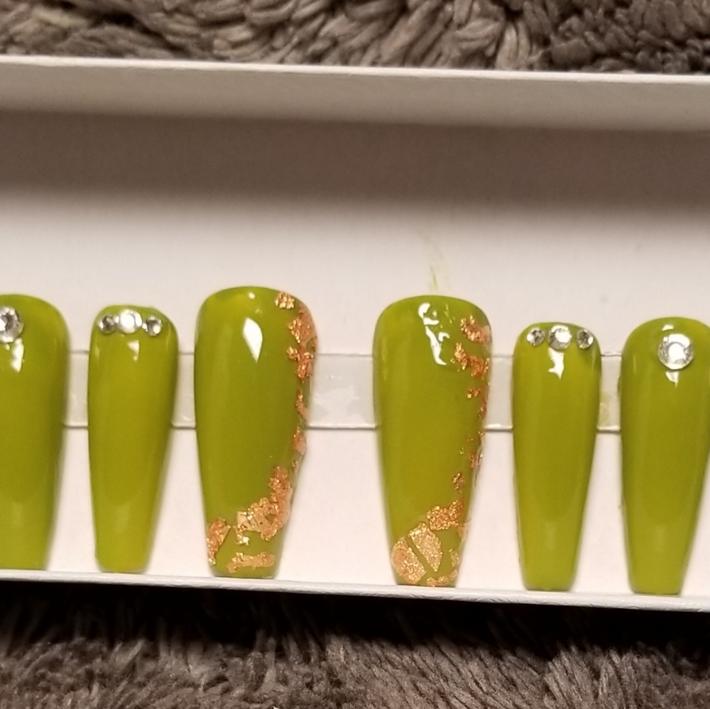 Reusable Pressed Nails